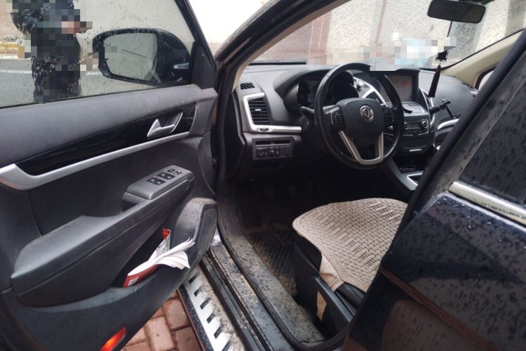 Used Dongfeng Aeolus AX7 2015 2.0L Manual Zhiyi Trim
