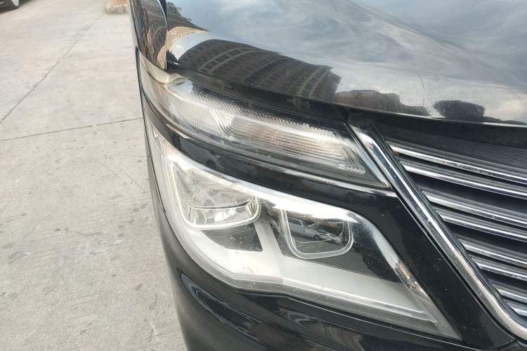 Used FORTHING Lingzhi 2018 M5L 1.6L 7-Seater Luxury Model