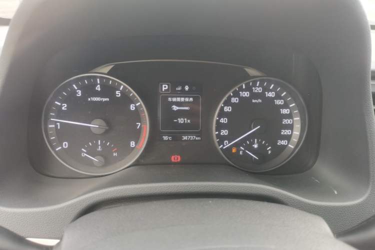 Used Hyundai Elantra (6th Generation / Lingdong) 2016 1.6L Automatic ZhiXuan · Luxury Version