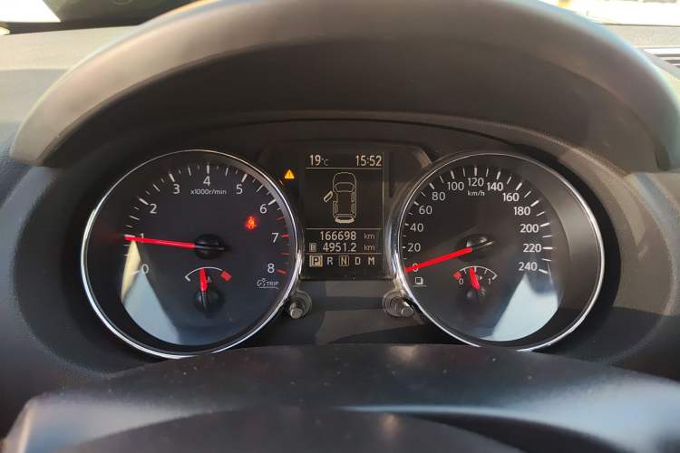 Used Nissan Qashqai 2012 2.0 XL Fire CVT 2WD Instrument Cluster