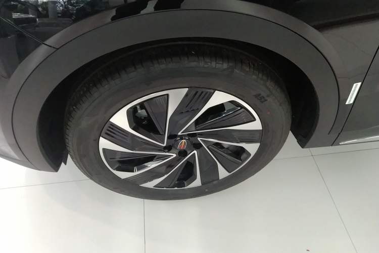 Used Hongqi HS7 PHEV 2024 2.0T PHEV Four-Wheel Drive Flagship Edition 7 Seats
