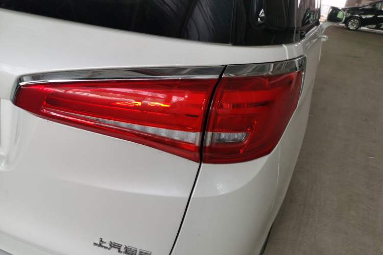 Used Buick GL8 2018 ES 28T Luxury Model China VI Standard Right Rear Taillight