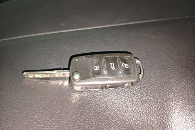 Used Volkswagen Jetta 2019 Dream Edition 1.5L Manual Fashion Version Vehicle Key