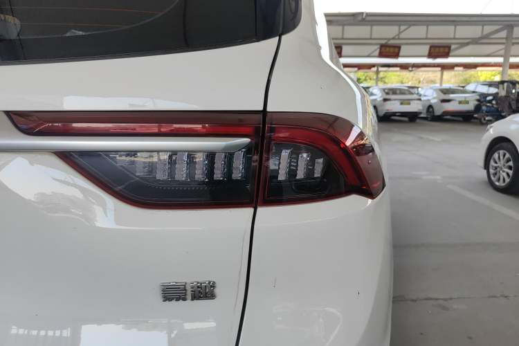 Used Geely Auto Haoyue 2020 1.8TD DCT Flagship 7-Seater
