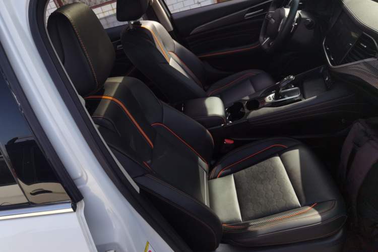 Used Haval F7 2021 2.0T All-Wheel Drive iJoy
