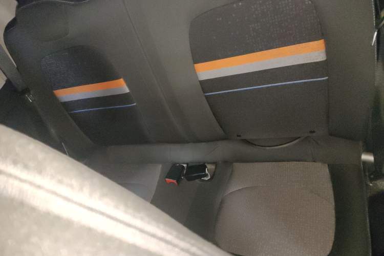 Used Wuling Hongguang MINIEV 2020 Enjoyment Model Lithium Iron Phosphate Left Rear Seat