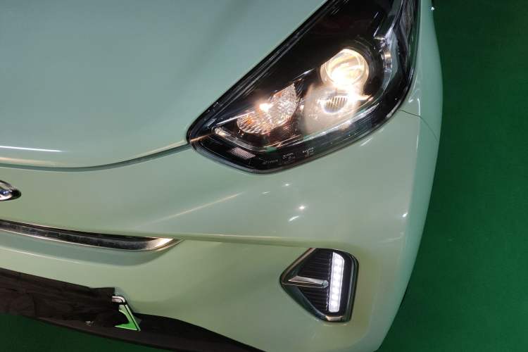 Used Chery Little Ant 2022 Restyled Version Sweet Pink Edition Half-Sugar Version 30.6 kWh 30 kW 301 km