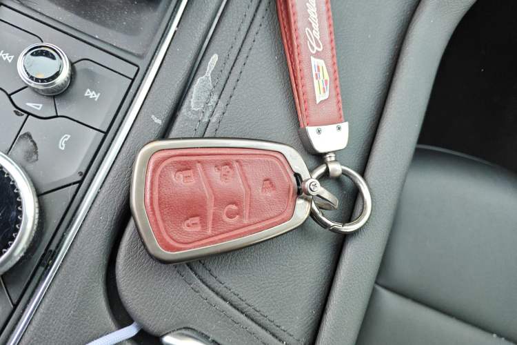 Used Cadillac XT5 2024 2.0T Two-Wheel Drive Fashion Edition Vehicle Key