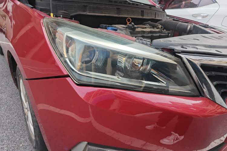 Used Changan Alsvin V7 2015 1.6L Manual Enjoyment Model China IV Standard
