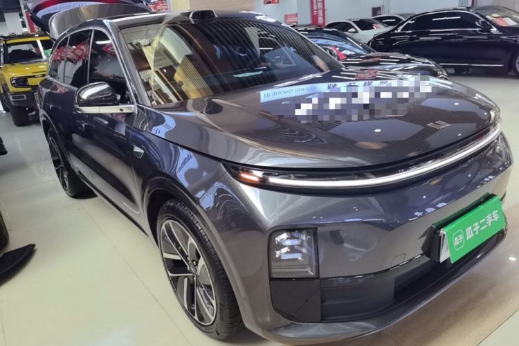 Used Li Auto L6 2024 Max Front Right 45 Deg