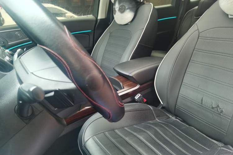 Used Ford Edge 2018 EcoBoost 245 Two-Wheel-Drive Platinum Edition 7-Seater China V Emission Standard