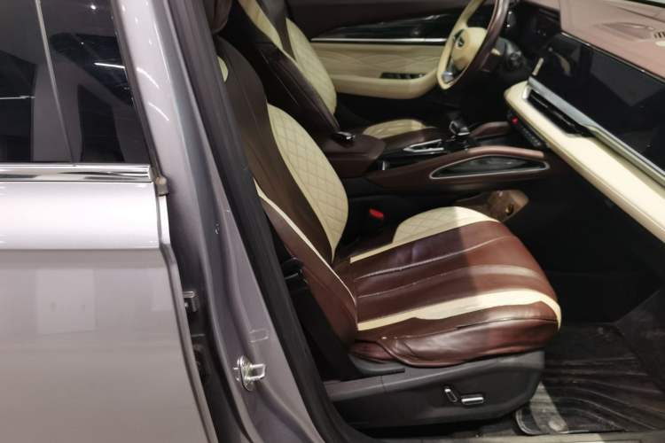 Used Geely Auto Monjaro L 2021 2.0TD DCT EVO Two-Wheel Drive Prestige Version
