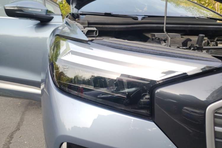 Used Audi Q4 e-tron 2023 40 e-tron Boundary Edition Right Front Headlight