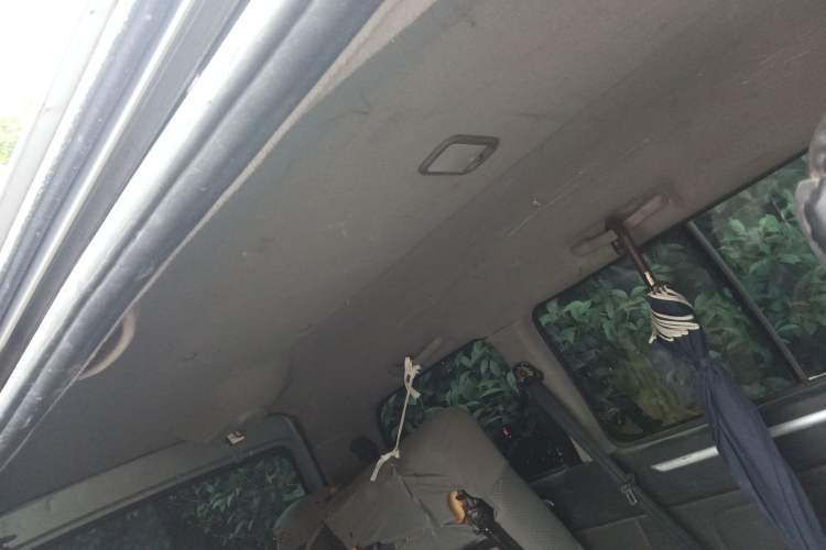 Used FORTHING Lingzhi 2016 V3 1.5L 7-Seater Standard Model China V Emission Standard