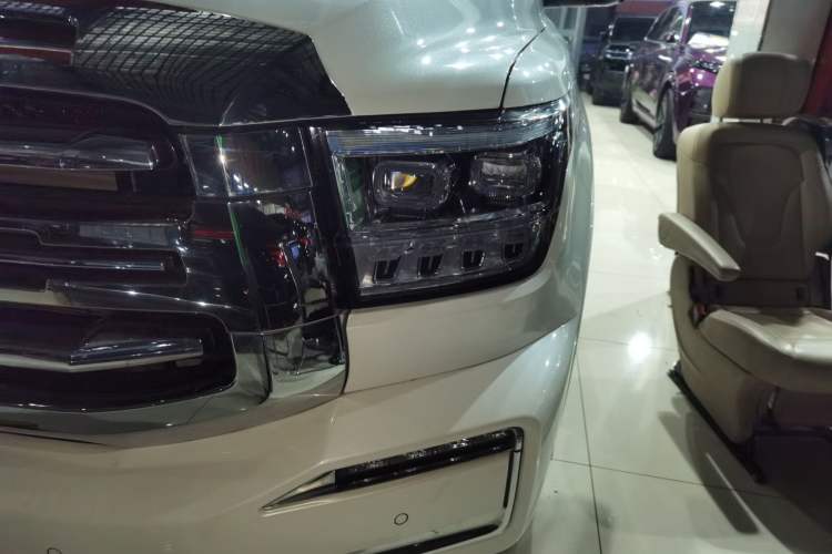 Used Tank 500 New Energy 2023 Hi4-T Left Front Headlight