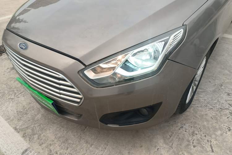 Used Ford Escort 2015 1.5L Manual Comfort Model
