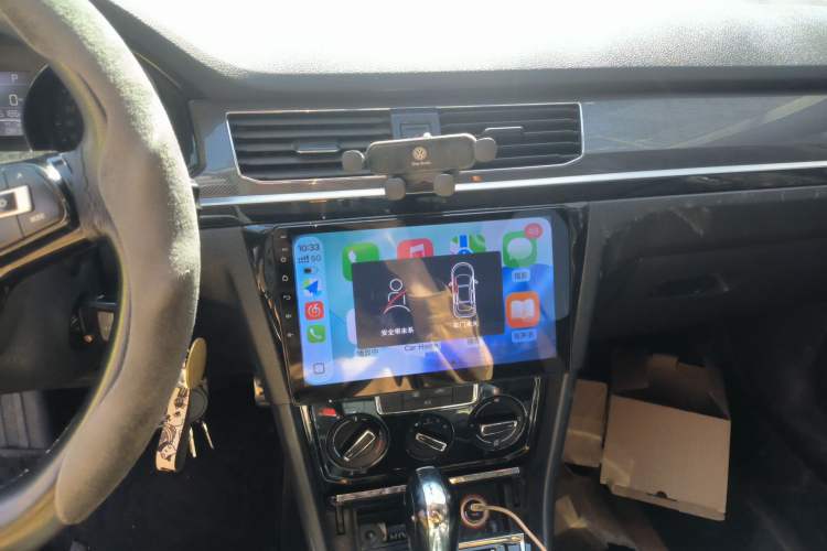 Used Volkswagen C-TREK 2017 1.6L Automatic Luxury Model Audio And AC Panel