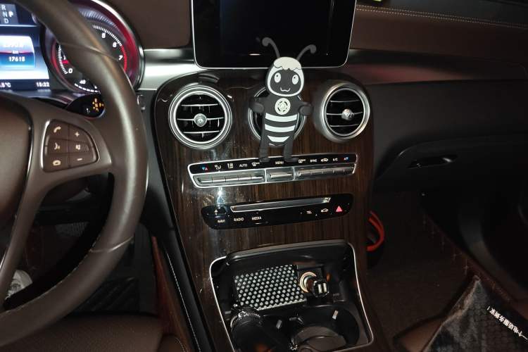 Used Mercedes-Benz GLC 2017 GLC 260 4MATIC Dynamic Edition
