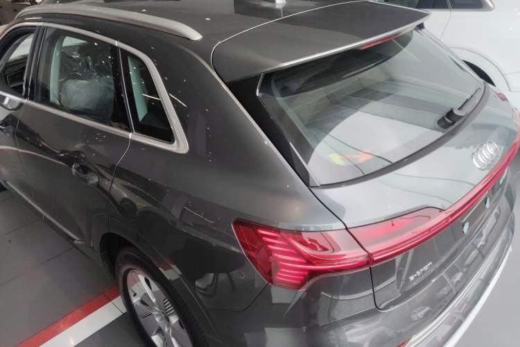 Used Audi e-tron 2021 50 quattro Luxury Edition