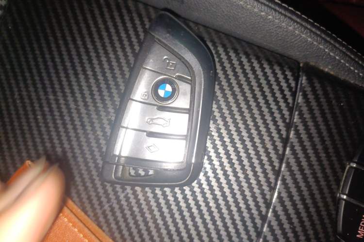 Used BMW 5 Series 2023 530Li Luxury Edition M Sport Package Interior 1