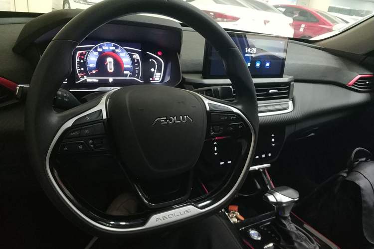 Used Dongfeng Aeolus Yixuan 2021 230T Automatic Chasing Shadow Edition
