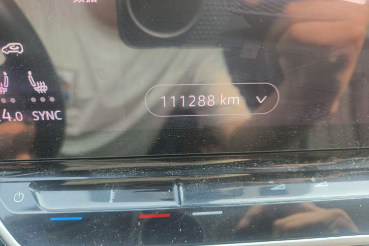 Used Volkswagen ID.6 X 2021 Prime Kinergy Four-Wheel Drive Edition Odometer Close Up