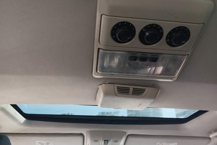 Used Land Rover Discovery 2014 3.0 SDV6 HSE Diesel Edition Headliner