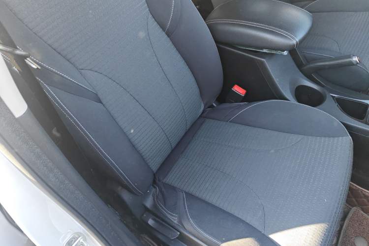 Used Baojun 730 2019 1.5T CVT Fashion Model 7 Seats China VI Emission Standard
