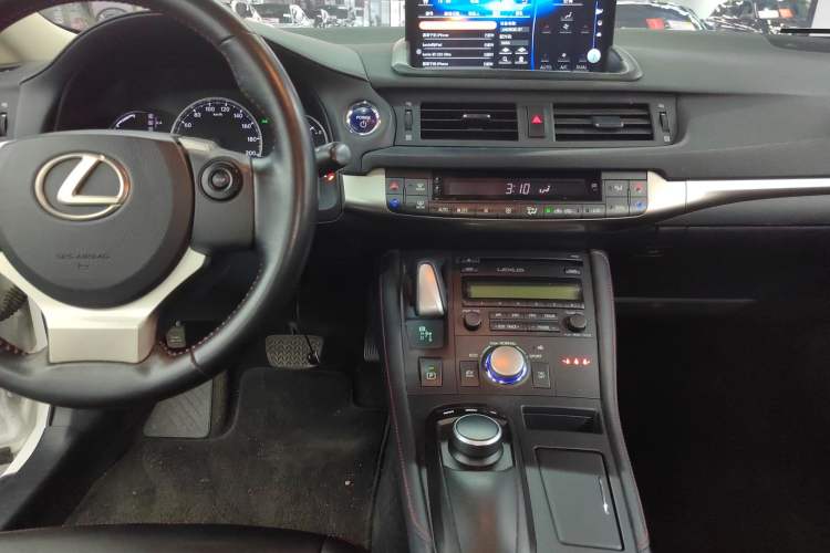 Used Lexus CT 2017 CT200h Elite Edition Solid Color China V Standard