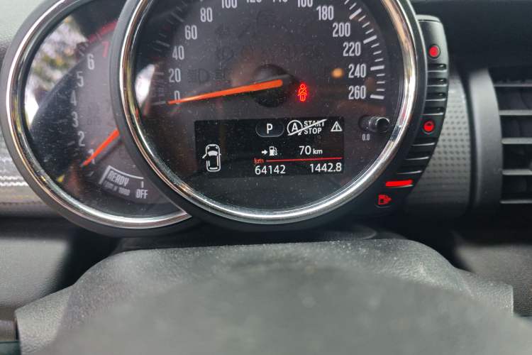 Used MINI MINI 2016 1.5T COOPER Five-Door Edition