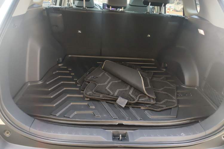 Used Toyota RAV4 2023 Dual-Engine 2.5L E-CVT Four-Wheel Drive Elite Plus Edition Trunk