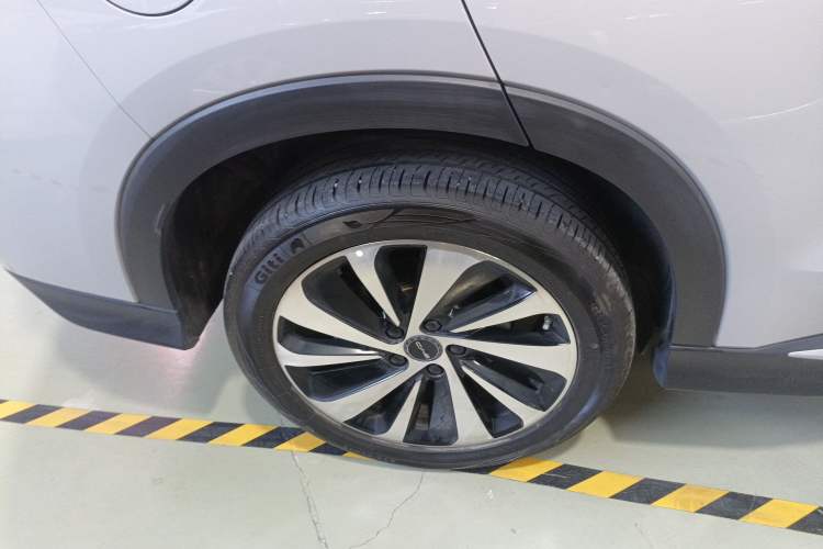 Used BYD Song PLUS New Energy 2024 HONOR Edition DM-i 150km Flagship PLUS
