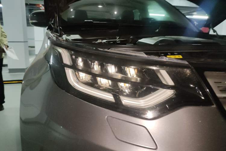 Used Land Rover Discovery 2018 3.0 SC V6 HSE