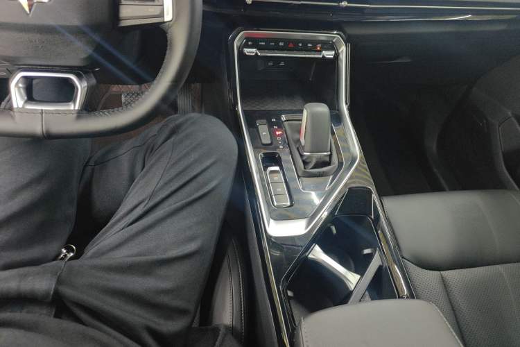 Used Wuling Asta 2022 2.0L DHT Electric Power Version