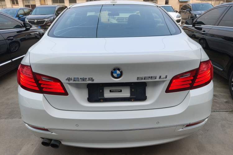 Used BMW 5 Series 2014 525Li Luxury Design Package