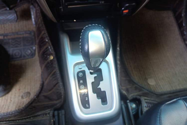 Used Suzuki Jimny 2015 1.3 AT Mode3 Navigation Edition Gear Lever