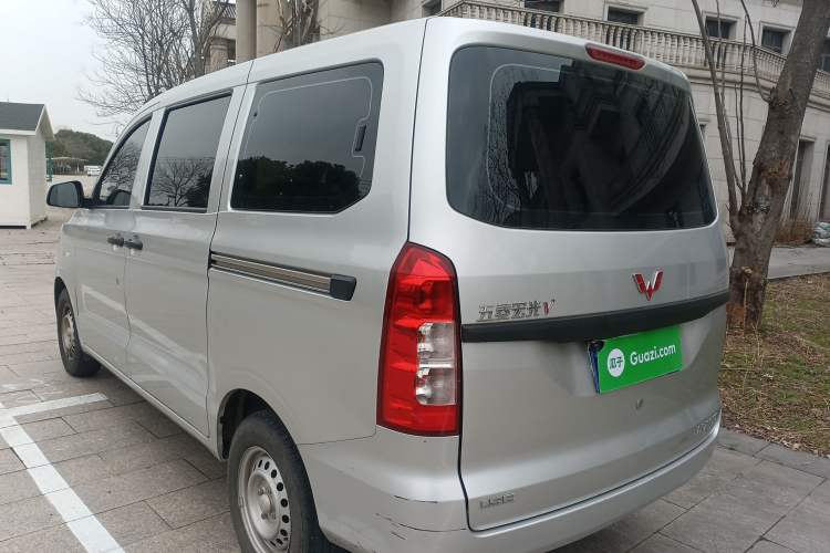Used Wuling Hongguang V 2021 1.5L Jingqu Version LAR
