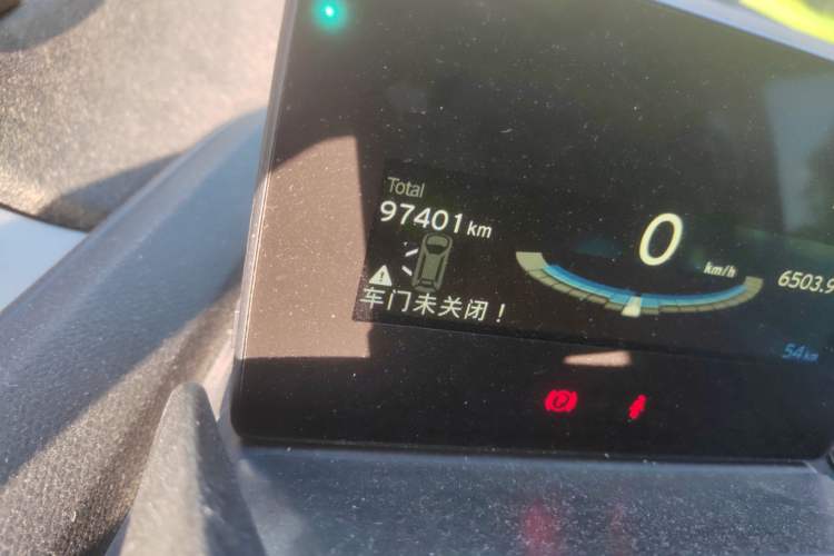 Used BMW i3 2016 Upgraded Deluxe Edition Odometer Close Up