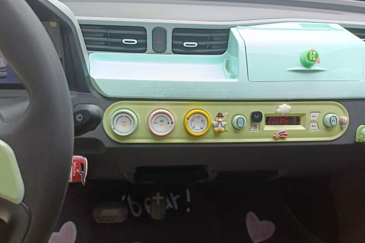 Used Wuling Hongguang MINIEV 2021 Macaron Fashion Model Lithium Iron Phosphate