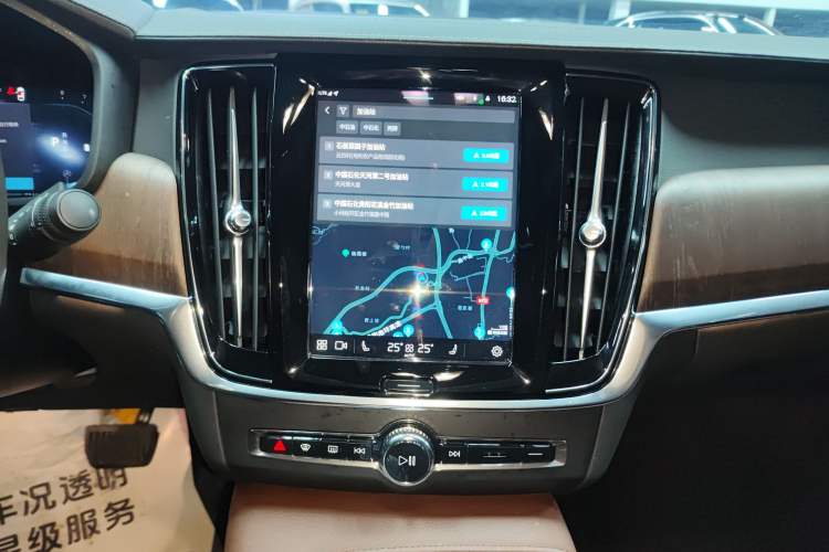 Used Volvo S90 2022 B5 Zhiyuan Luxury Edition