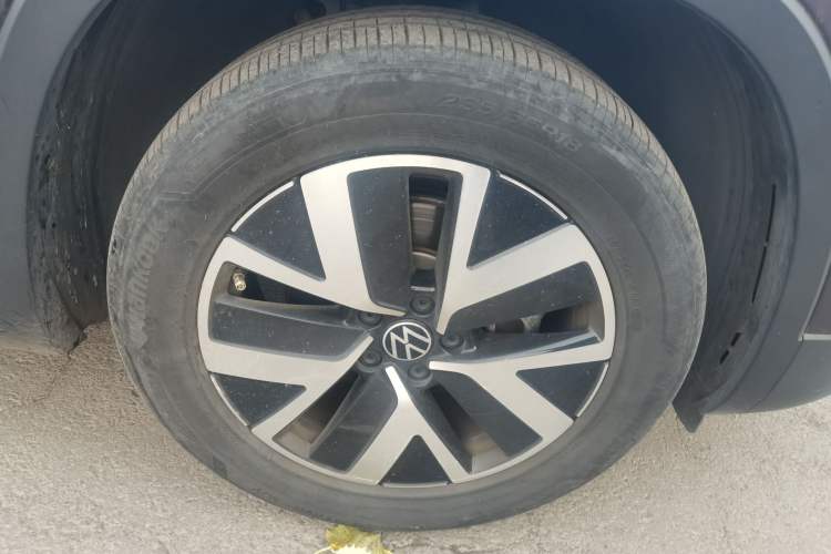 Used Volkswagen Tayron 2023 280TSI Two-Wheel-Drive Luxury Plus Advanced Version
