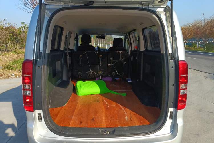 Used JAC Refine M3 2023 PLUS 1.5T 5/7-seat Classic Edition
