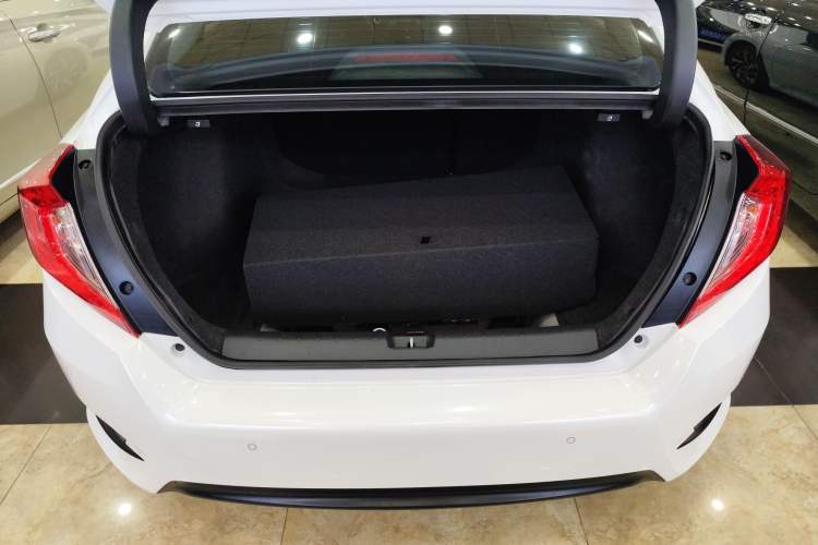 Used Honda Civic 2016 220TURBO CVT Luxury Edition