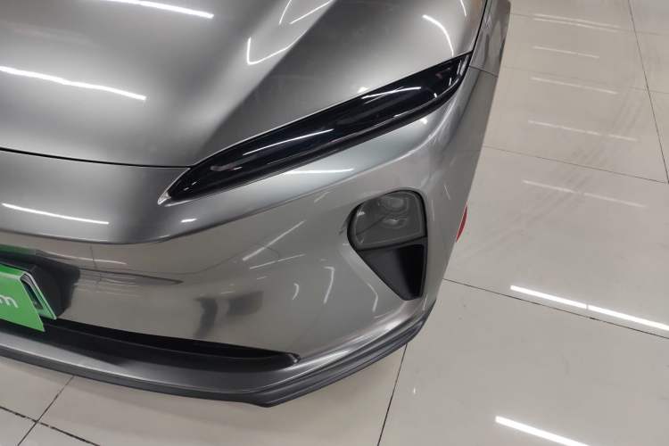 Used Nio ET5 2022 75 kWh Left Front Headlight