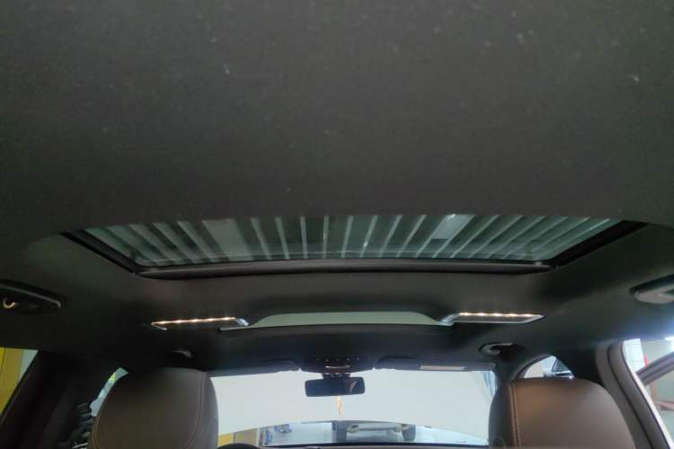 Used Mercedes-Benz GLC 2020 GLC 260 L 4MATIC Dynamic Model