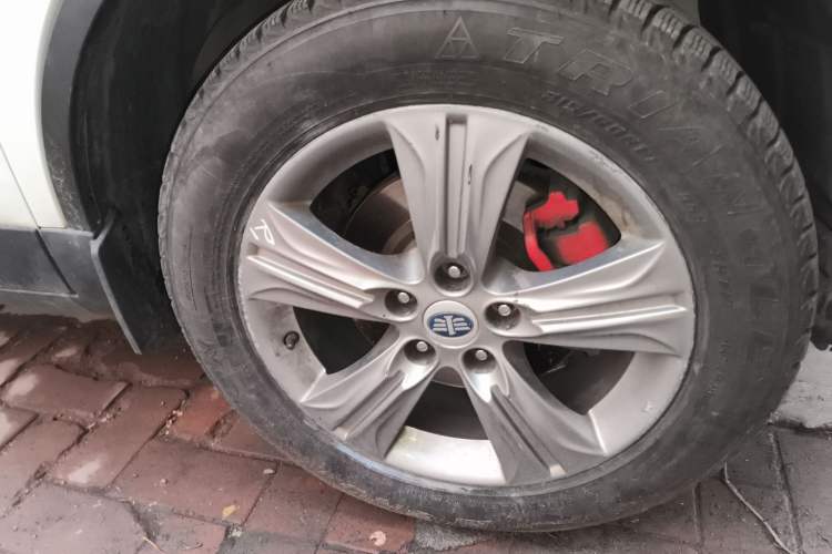 Used Bestune X80 2015 1.8T Automatic Sport Model
