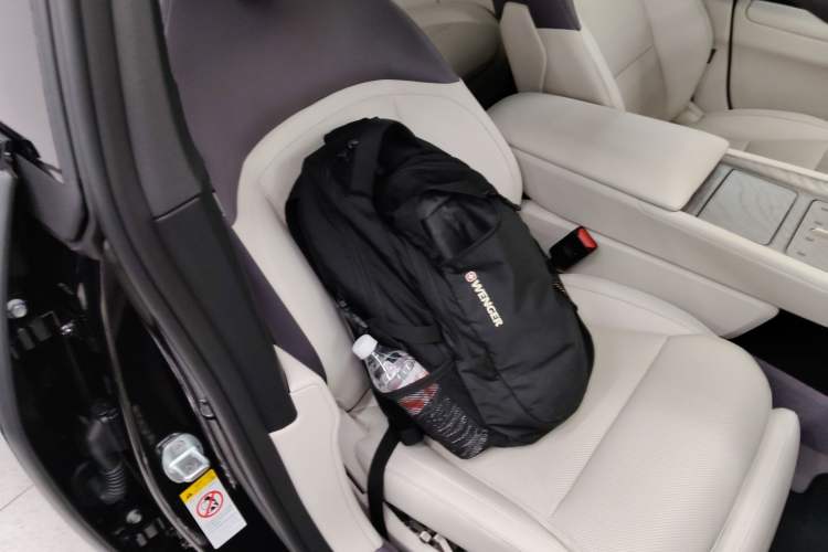 Used Avatr 12 2025 Updated Ultra All-Electric Four-Wheel Drive Right Front Seat