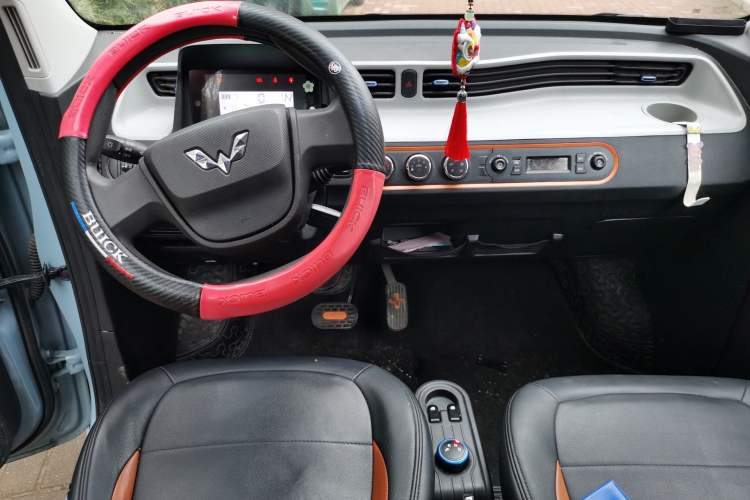 Used Wuling Hongguang MINIEV 2022 Easy Version Lithium Iron Phosphate