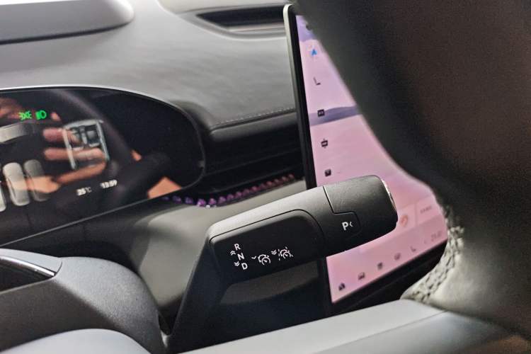 Used Zeekr 007 2024 Rear-Drive Intelligent Driving Version 75 kWh