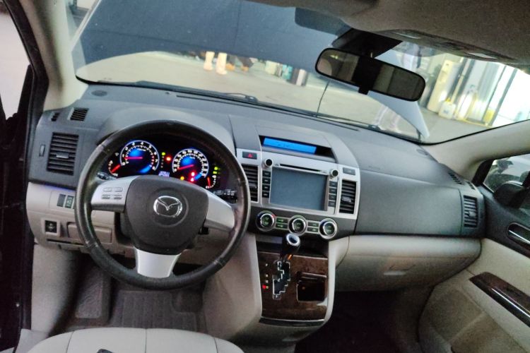 Used Mazda Mazda 8 2013 2.5L Ultimate Edition
